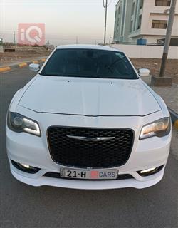 كرايسلر 300